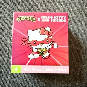 McDonald's 2025 TMNT x Hello Kitty & Friends Toy #4 Hello Kitty x Raphael‎